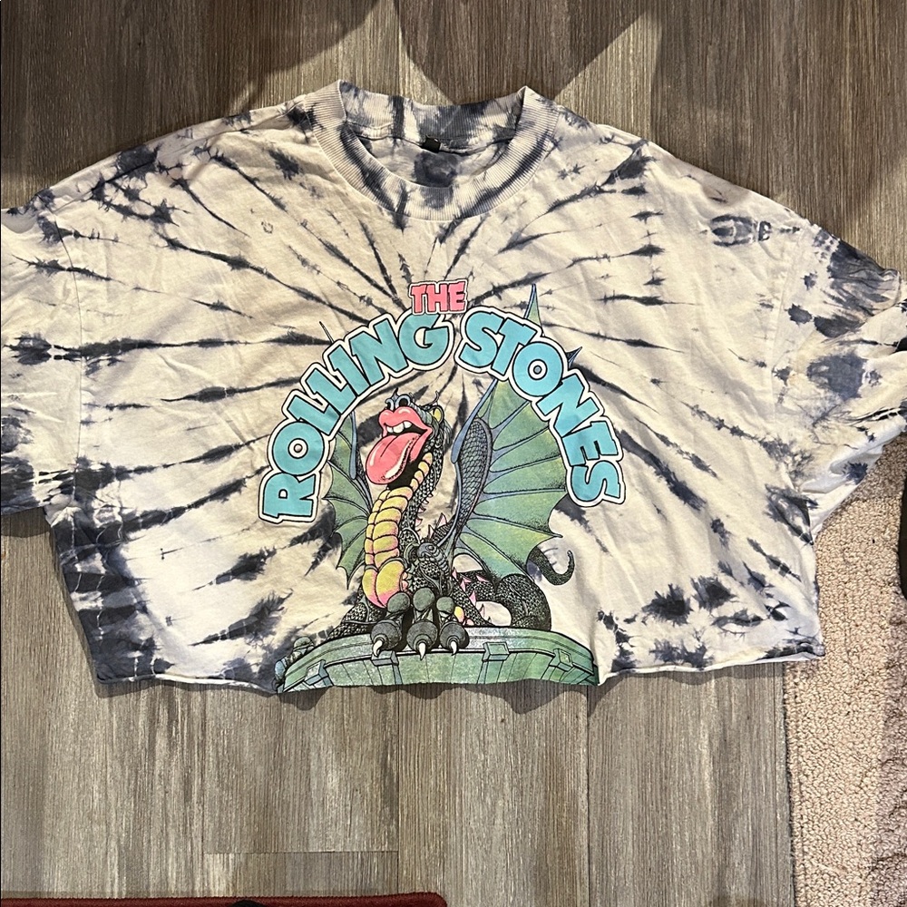 The Rolling Stones crop T-Shirt with Dragon Graphic - Black and Blue Tie-Dye